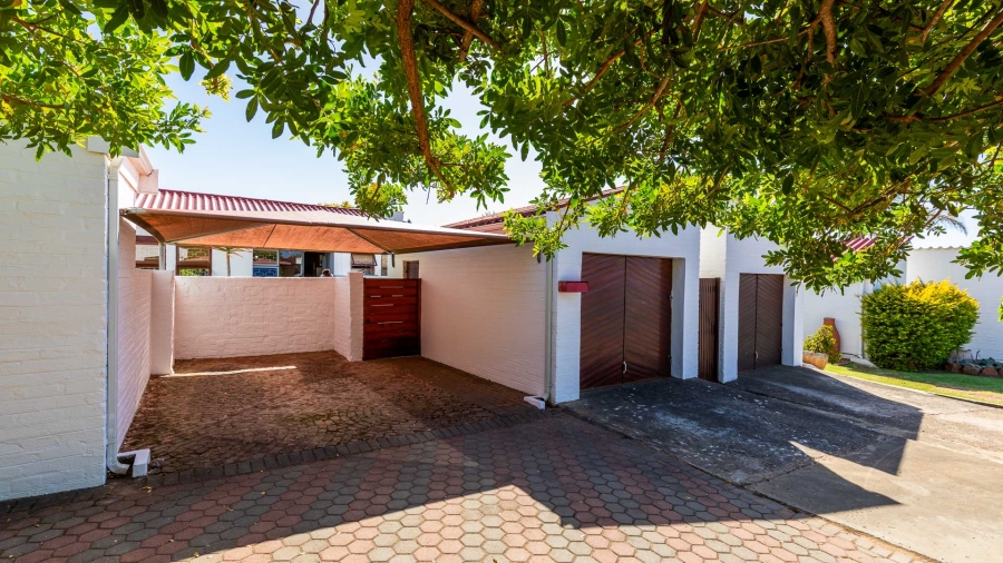3 Bedroom Property for Sale in Riversdale Western Cape